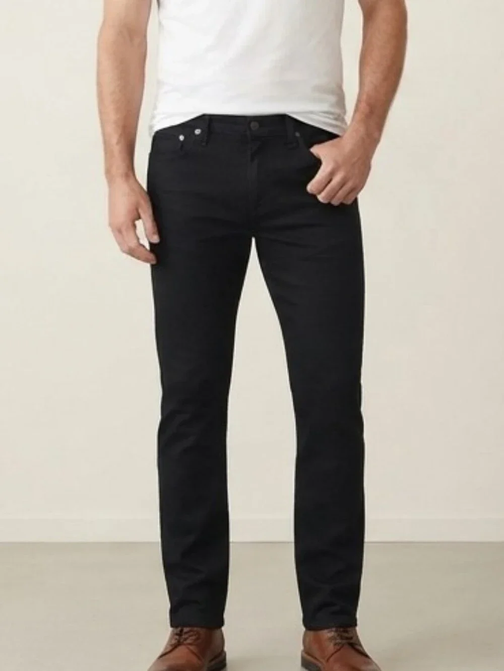 DL1961 Russell Slim Straight Jeans - Crete Wash - Size 34 x 34 Designer Fashion